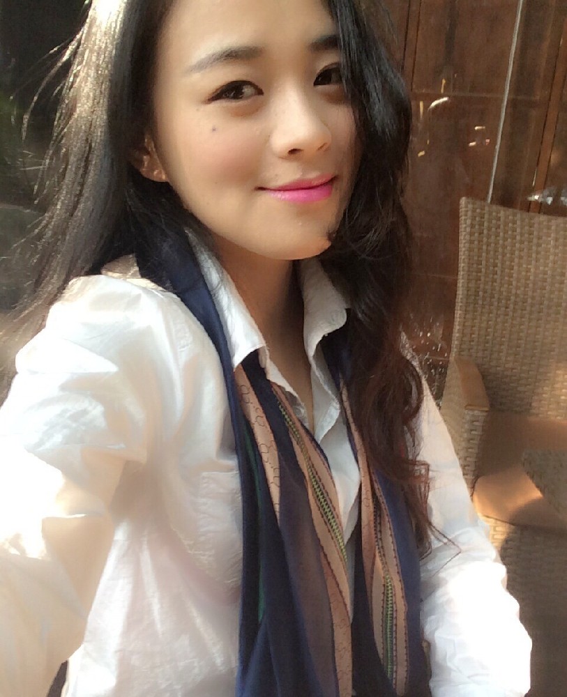 L026 图片915张 视频0个 中国女 素颜真实无美颜无滤镜