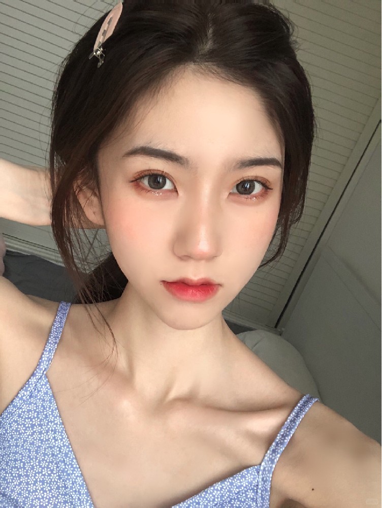 A280 照片1700 视频30个 中国女 少女 可爱 清纯 小姐姐