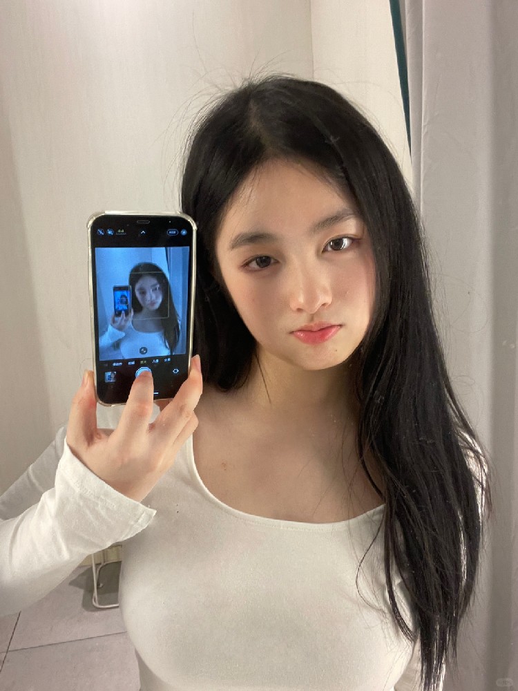 A016 照片311张 视频27个 中国女 大学生 青春素颜校园生活照 学生、真实、素颜、美女、大学生活