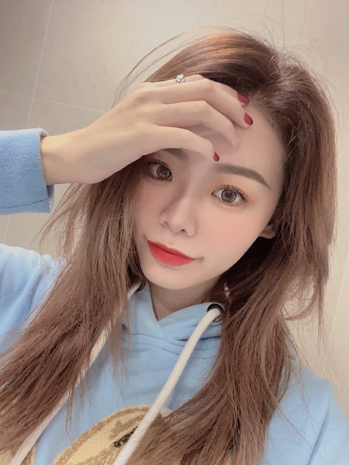 A113 图片857张 视频8个 中国女 性感 女神  小姐姐 到处旅游