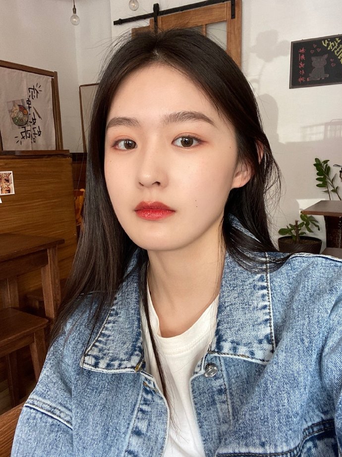 A115 图片1123张 视频7个 中国女 白富美 女神 真实 素颜 到处旅游