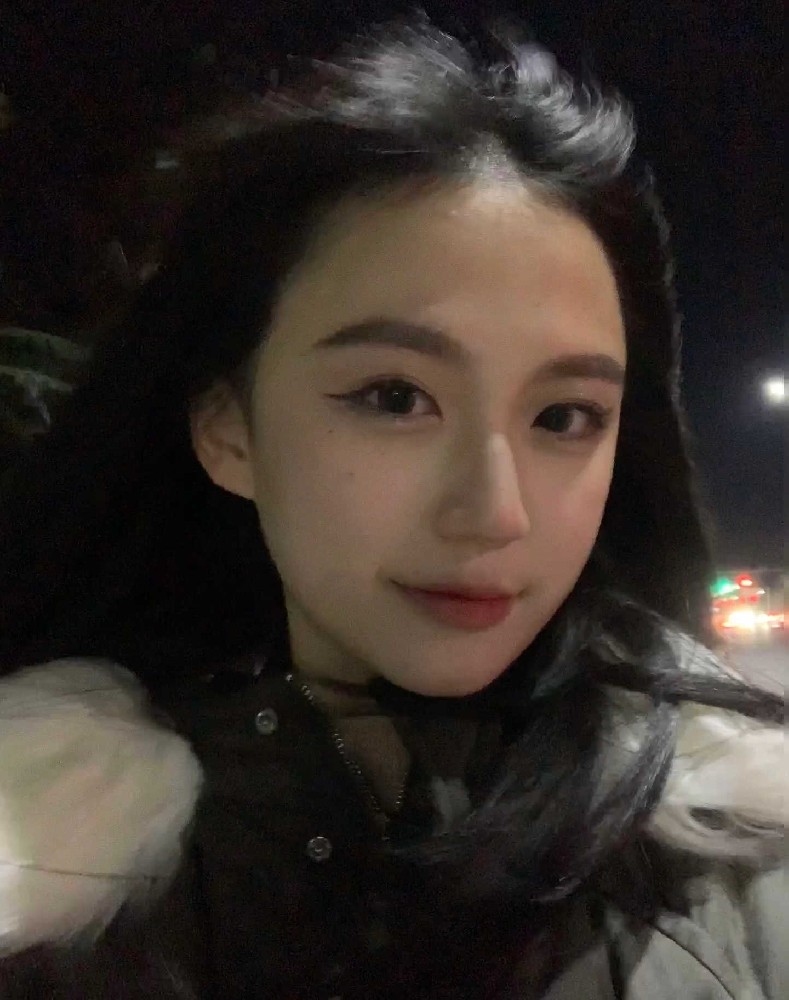 A132 图片812张 视频26个 中国女 少女 可爱 素颜 清纯 小姐姐 学生