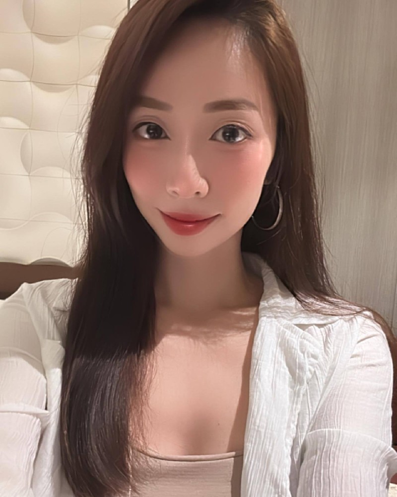 N057 照片1203张 视频29个 台湾 职业空姐 全球旅游 生活工作素材丰富