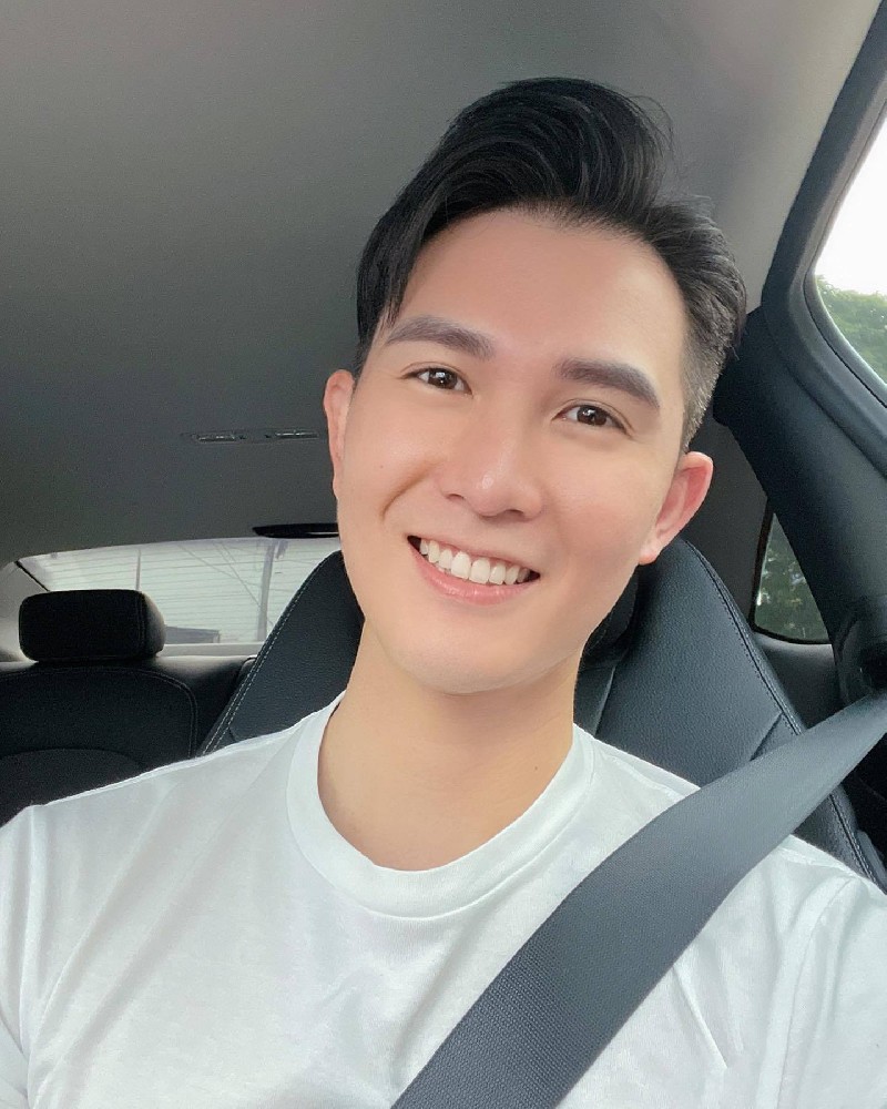 D383 照片634张 视频16个 中国男 各国旅游 生活日常 健身 有正装照