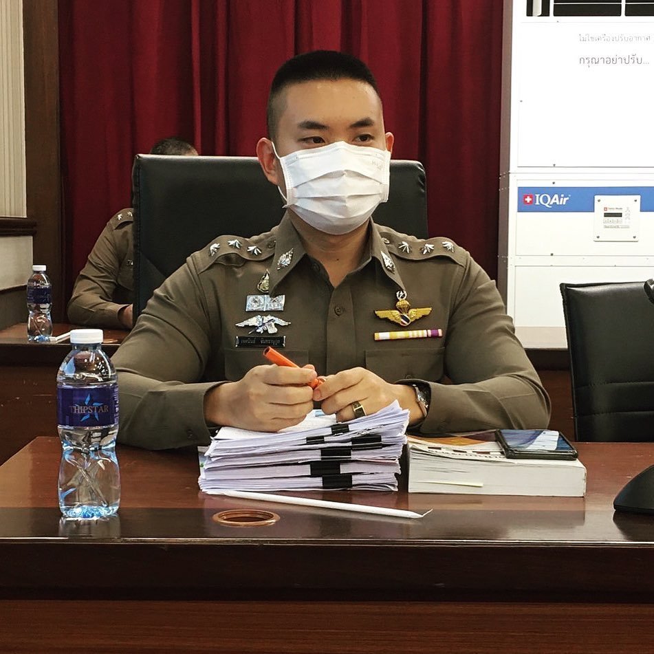 D399 照片1533张 视频227个 泰国  警察 公职人员 有正装 日常生活 健身 旅游