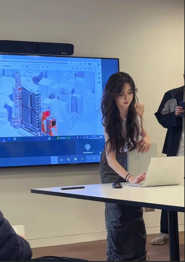 Q006 照片5136张 视频72个 第一人称不露脸实拍 生活素材 上班 开会 宠物 户外运动 旅游 做饭 美食 城市 风景 旅游 购物 休闲 聚会合集