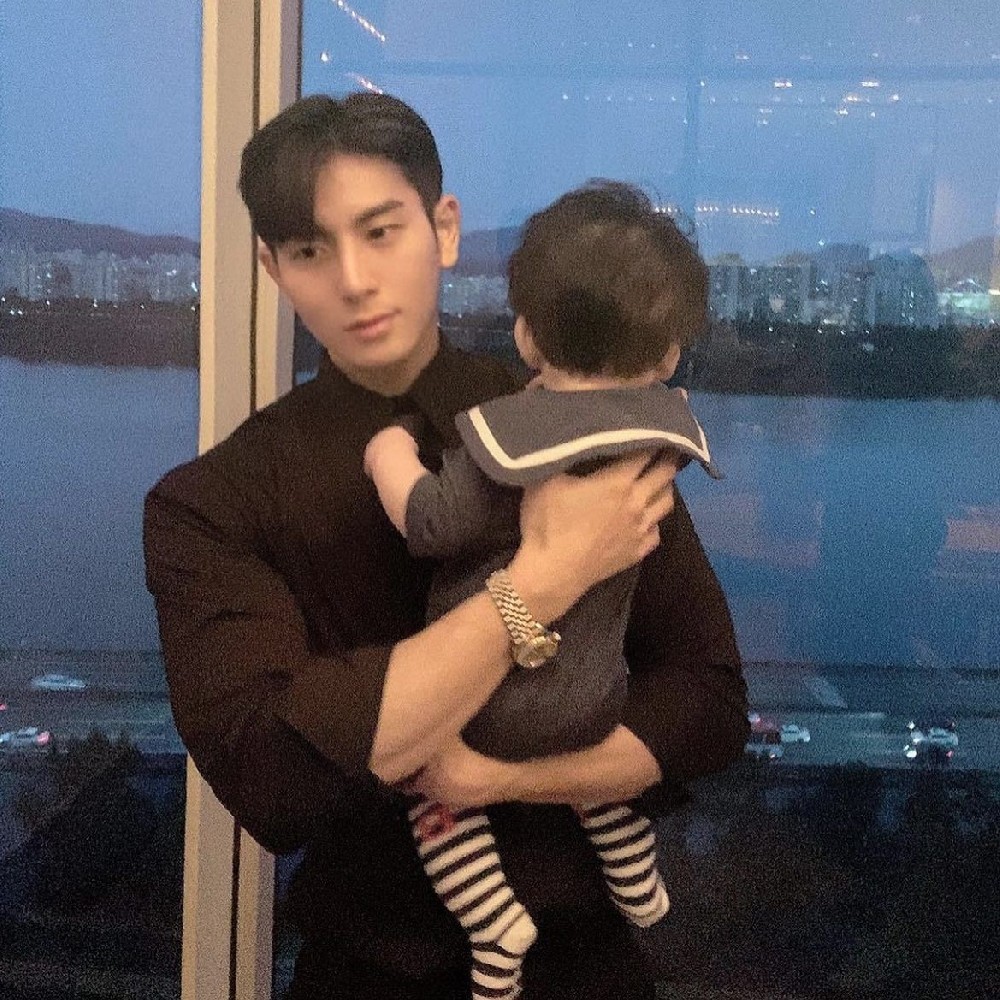 D530 照片434张 视频39个 韩国 奶爸 宝妈 生活日常 旅游 健身 高尔夫