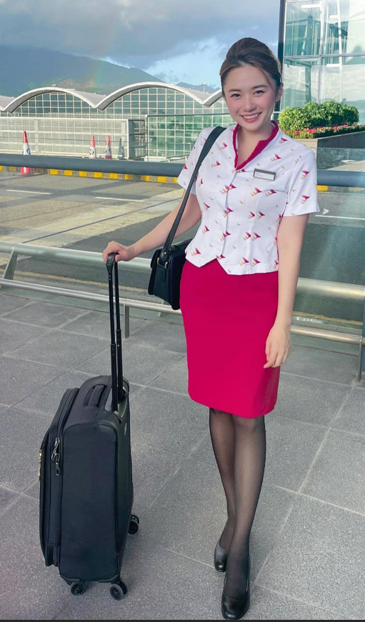 A351 照片905张 视频39个 香港气质美女 空姐 少量工作照 生活日常 健身 到处旅游 真实