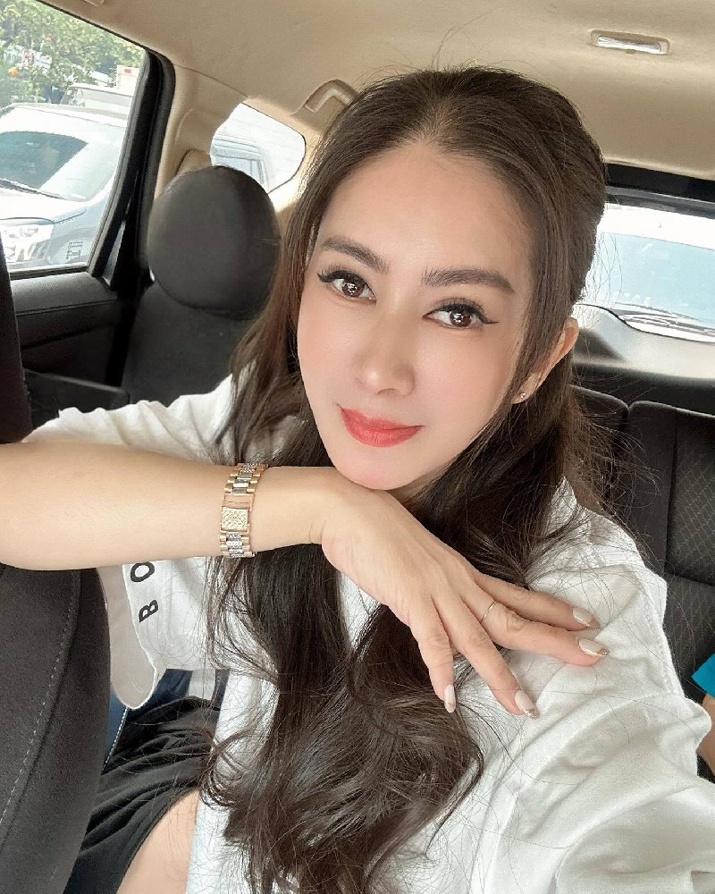 A373 照片2685张 视频67个 印度尼西亚 成熟气质美女 少妇 生活日常 旅游