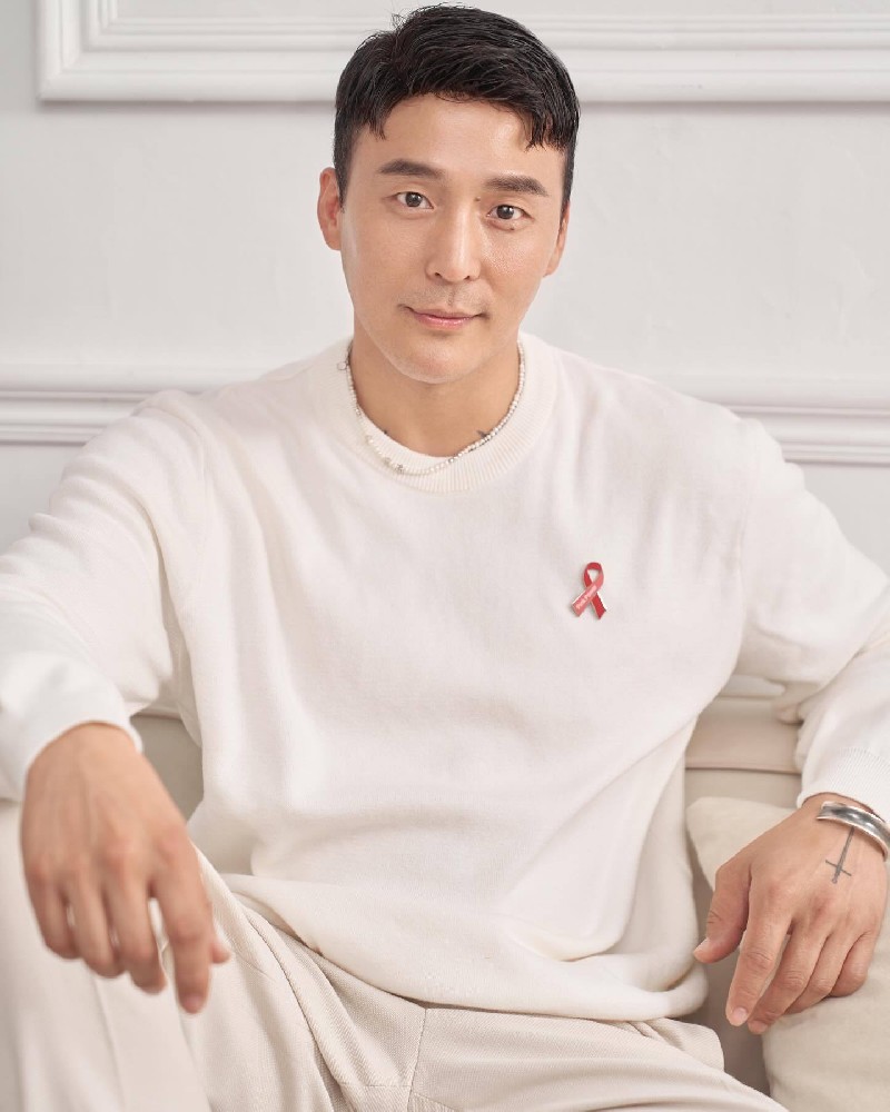 D620 照片1428张 视频19个 台湾 成熟大叔 自拍多  旅游 生活素材  开豪车