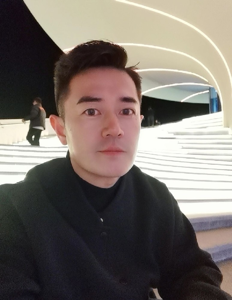 D669 照片227张 视频42个 中国男 老师 生活日常 旅游 美食