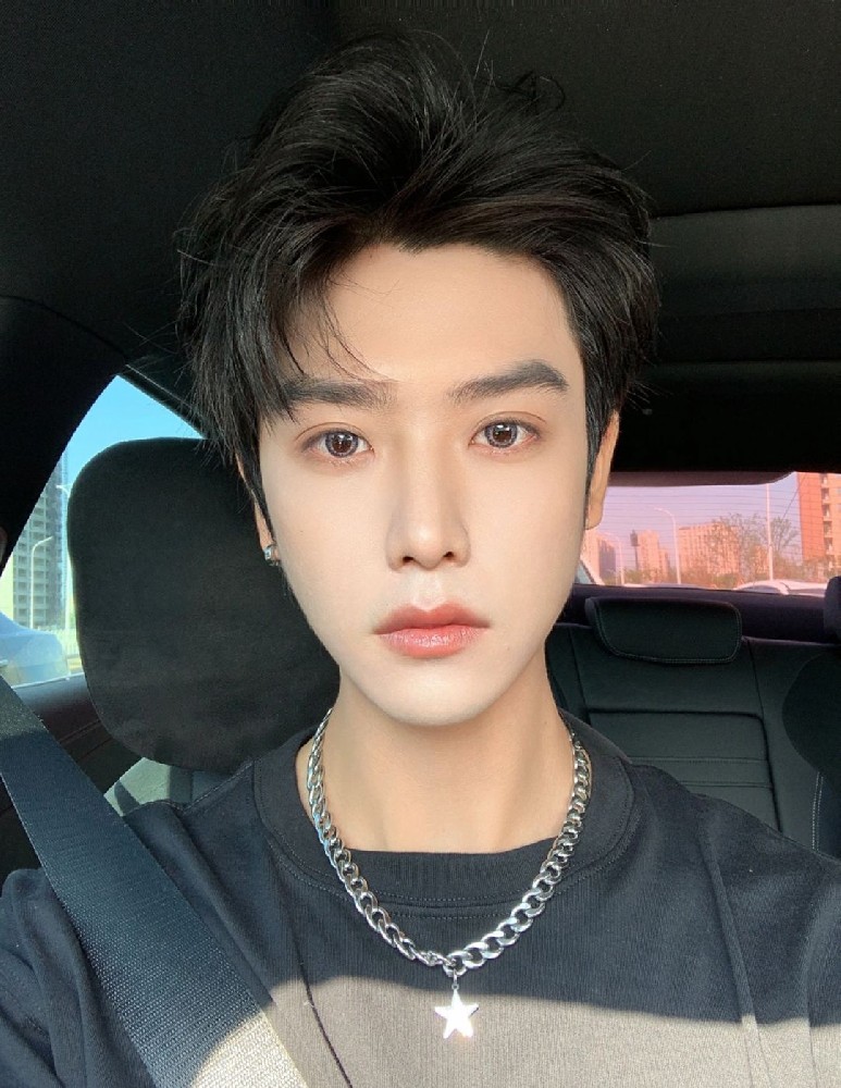 D673 照片188张 视频9个 中国男 小奶狗 帅哥