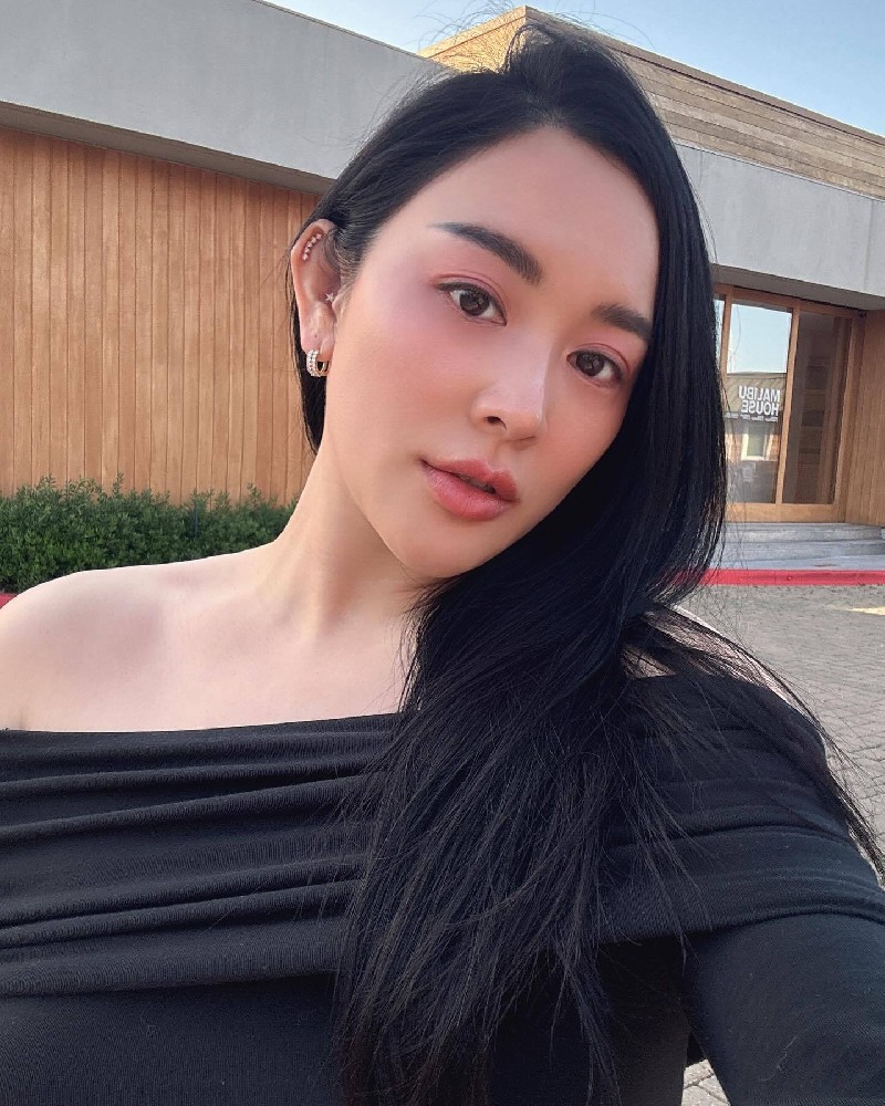 A391 照片569张 视频1个 中国女 在美国 生活日常 旅游健身 视频没自拍