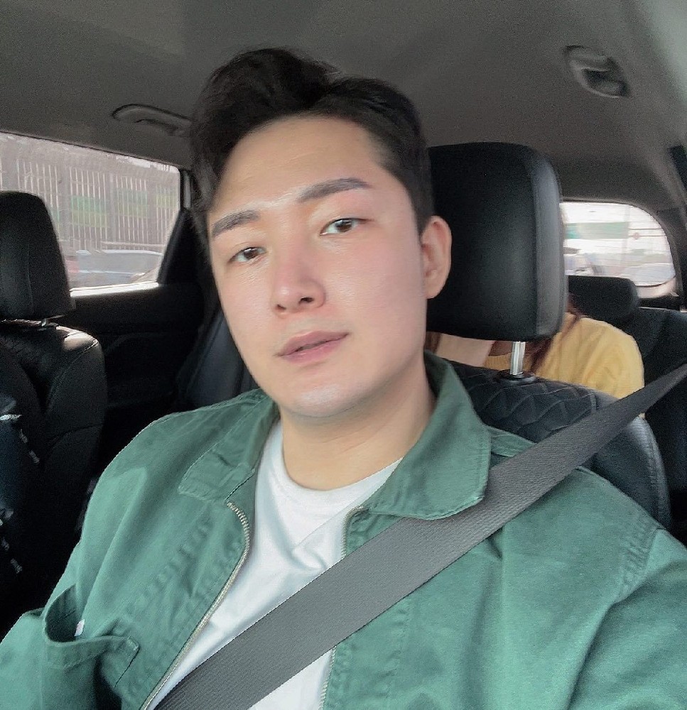 D707 照片266张 视频31个 韩国帅哥 平面设计工作 生活日常 旅游