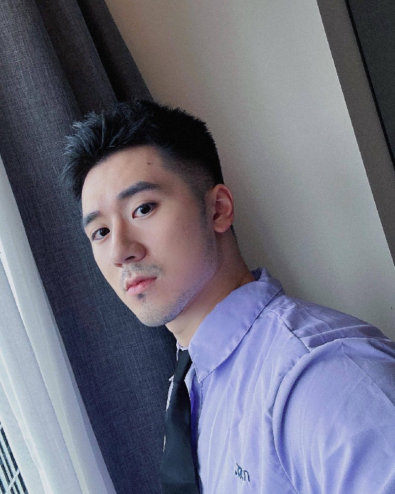 D710 照片1501张 视频5个 中国男 阳光帅哥 生活日常 旅游健身