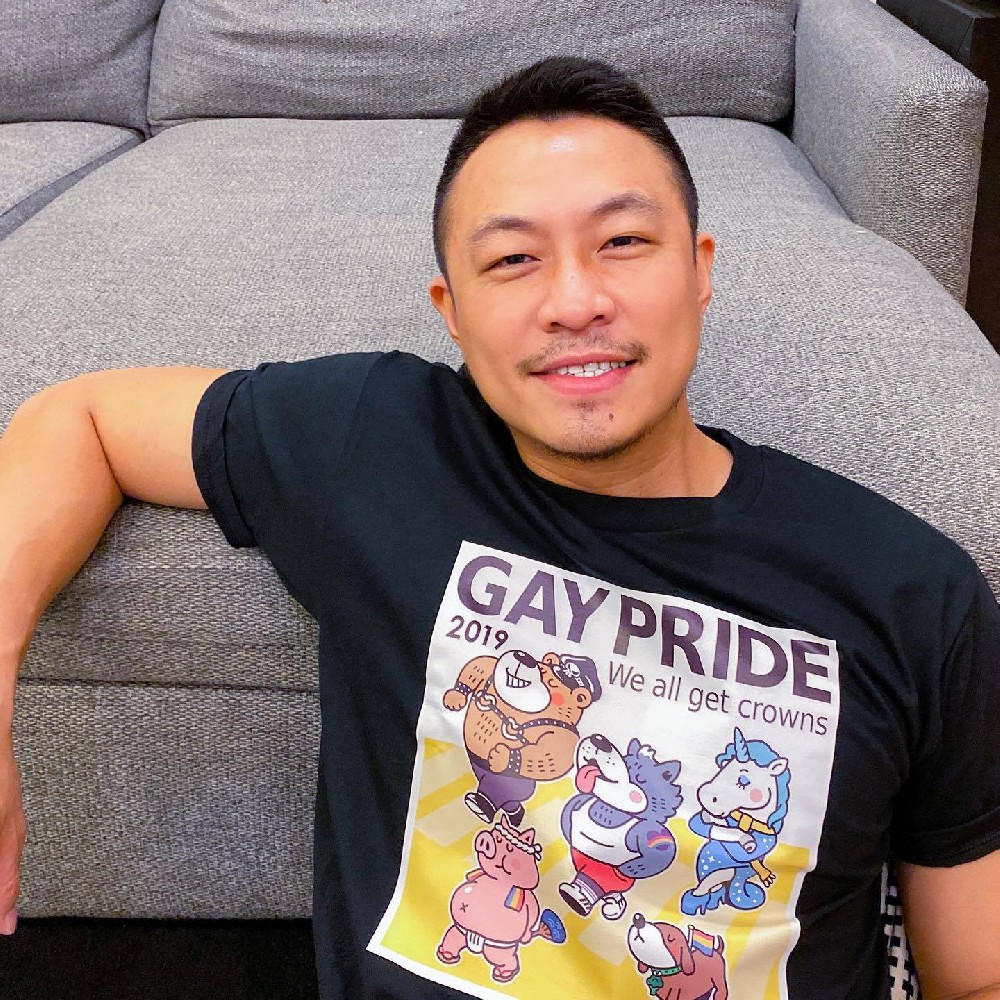 D717 照片1077张 视频48个 台湾 成熟帅哥 生活日常 旅游健身