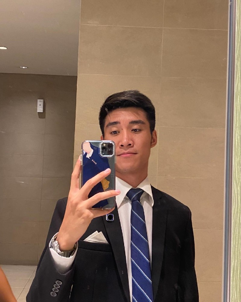 D725 照片106张 视频11个 香港 帅哥 生活 日常 旅游 健身 曝光率低