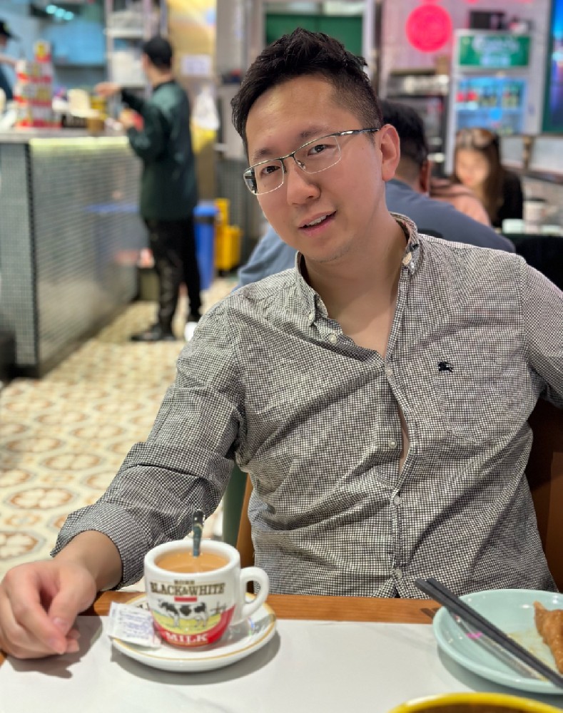 D835 照片1265张 视频47个 中国男 美食博主 生活日常 旅游健身