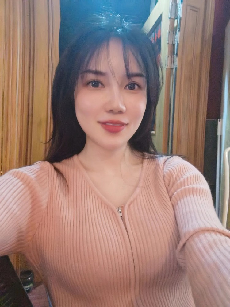 Z014 照片66张 视频222个 同人起号 中国女 少妇 美女 真实 视频多