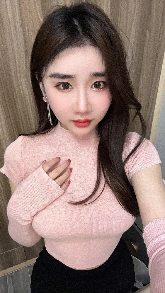 L131 照片422张 视频368个 中国女 小姐姐 美女 性感 真实 视频多