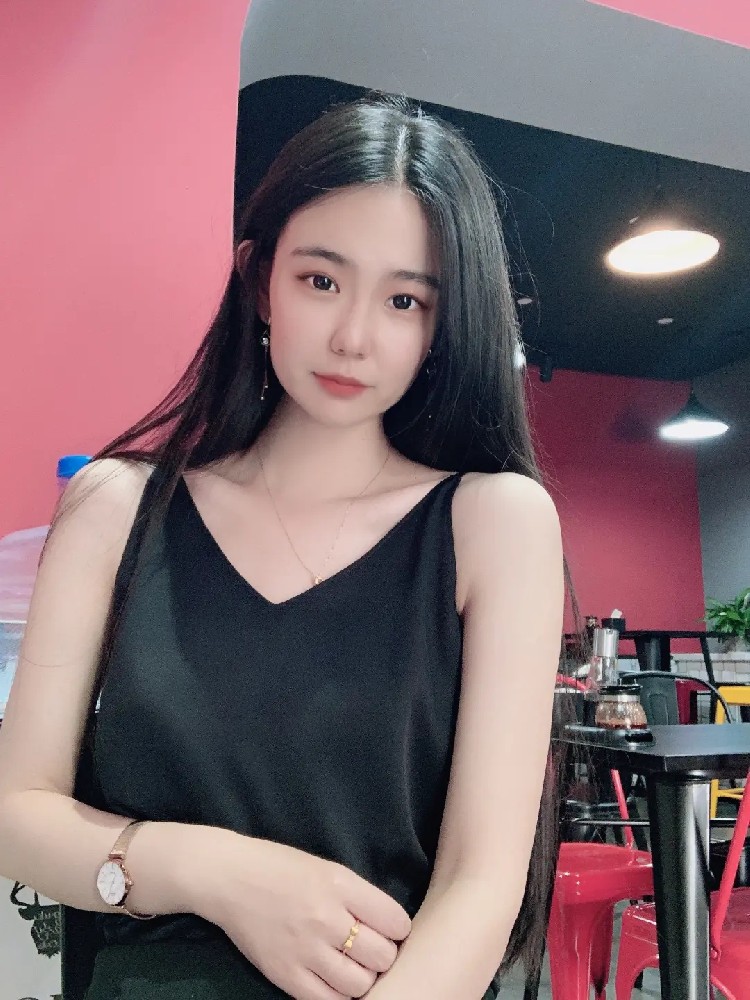 L143 照片385张 视频75个 中国女 性感美女 丝袜 秀腿 大部分不露脸