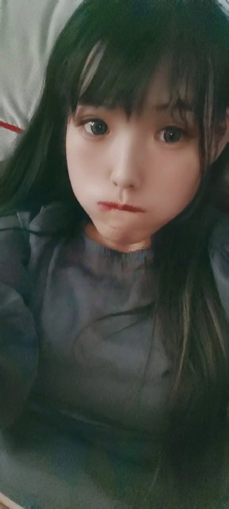 Z017 照片215张 视频1766个 同人起号 中国女 村花厂妹 自拍多 视频多 真实生活日常