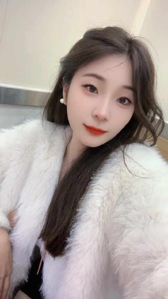 L210 照片179张 视频91个 中国女 美女 小姐姐 真实