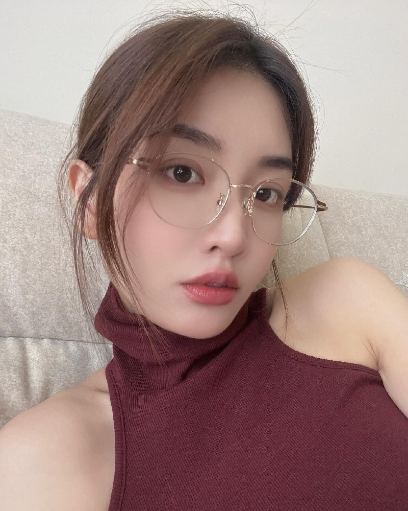 A687 照片1725张 视频83个 台湾 美女 日常 生活 自拍多