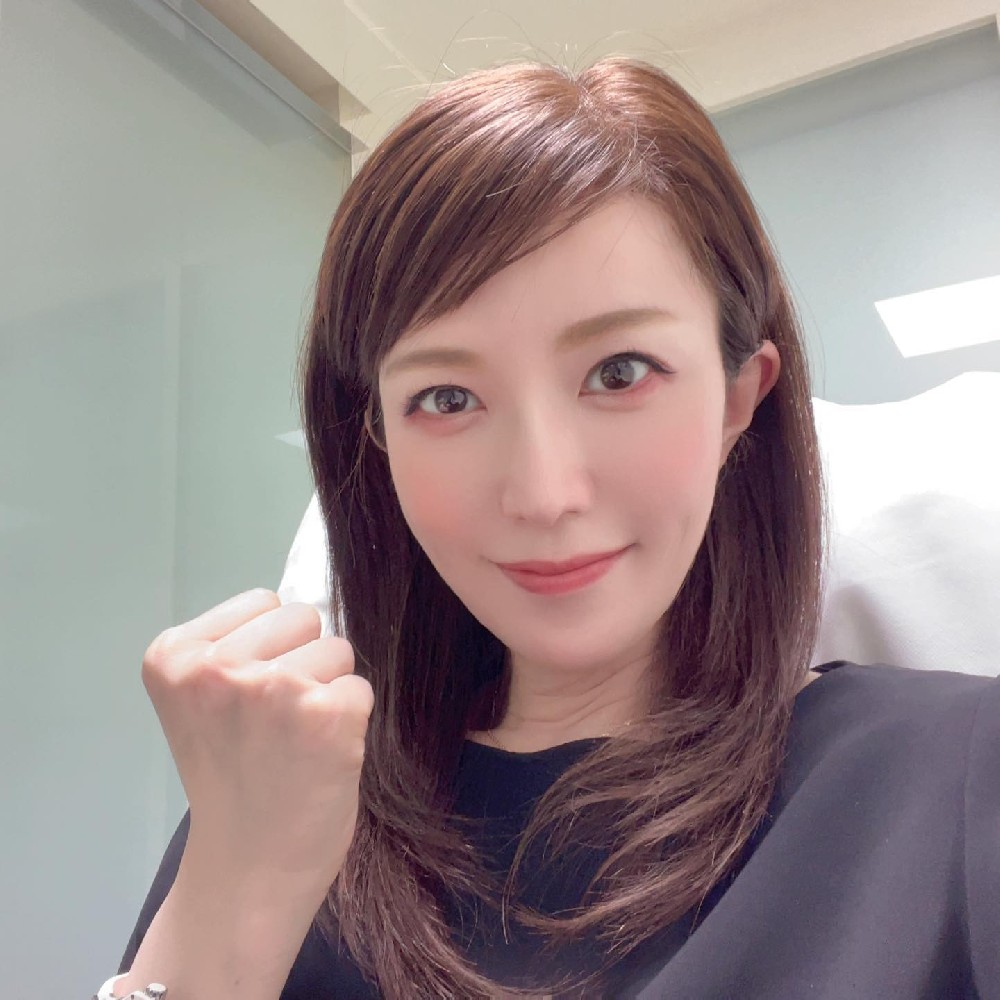 A695 照片1101张 视频21个 日本 皮肤科 美容院 医生 日常 生活 聚会