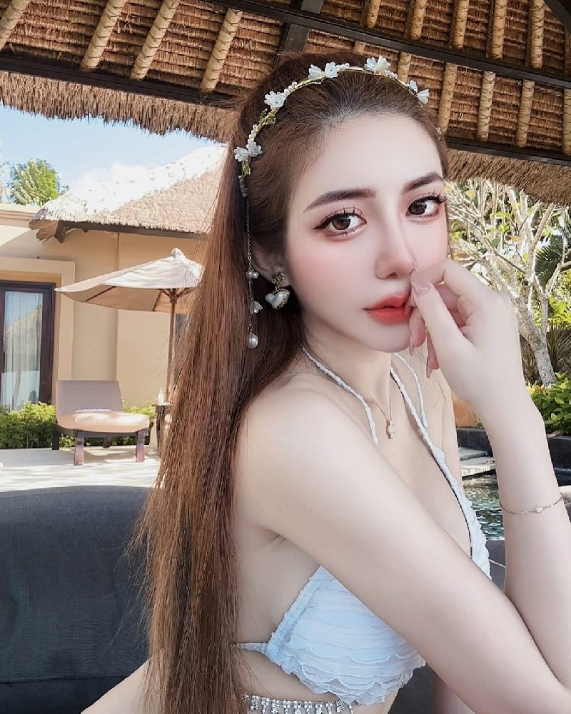 A725 照片682张 视频25个 台湾 气质性感美女 生活日常 旅游