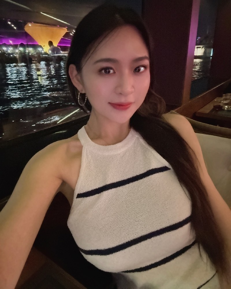 A753 照片2210张 视频30个 台湾 性感美女 生活日常 旅游