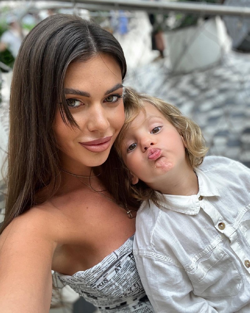 N104 照片1785张 视频45个 欧美女 美国 宝妈 生活日常 旅游