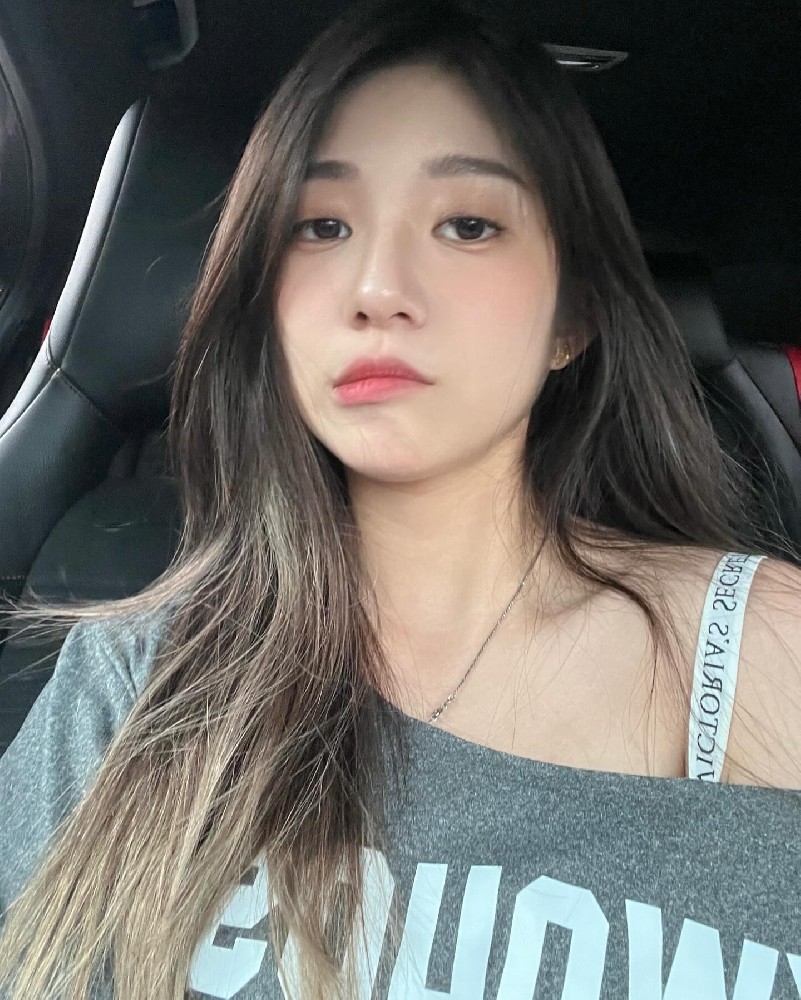 A816 照片867张 视频4个 马来西亚 美女 生活日常 旅游 自拍多