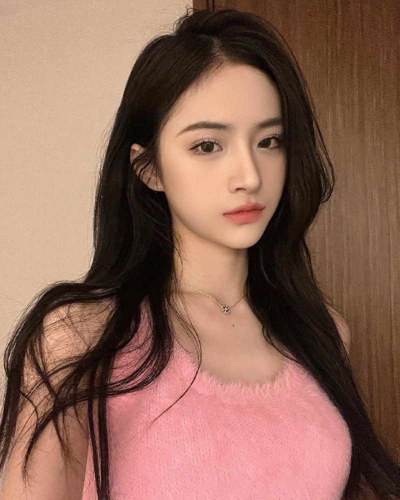 A817 照片1990张 视频16个 中国女 年轻美女 小姐姐 生活日常 旅游 自拍多