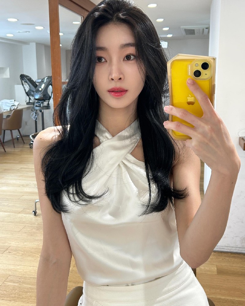 A822 照片3916张 视频101个 中国女 气质美女 生活日常 旅游