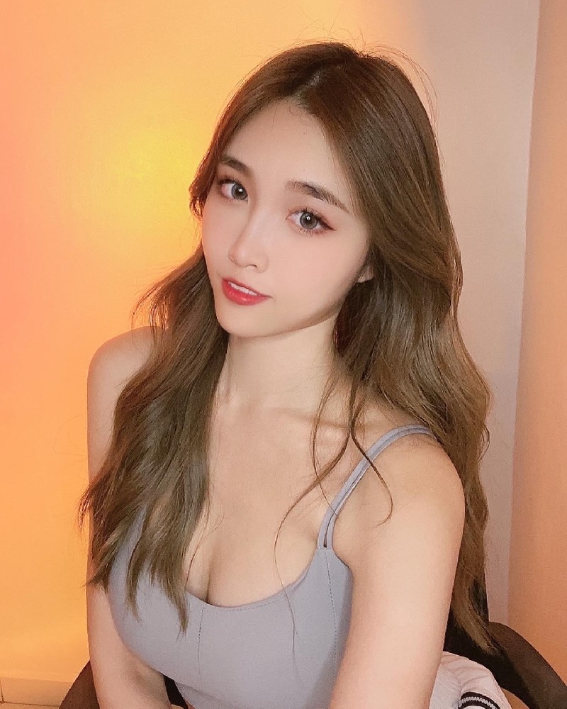 A831 照片1747张 视频206个 中国女 性感美女 生活日常 旅游 自拍多