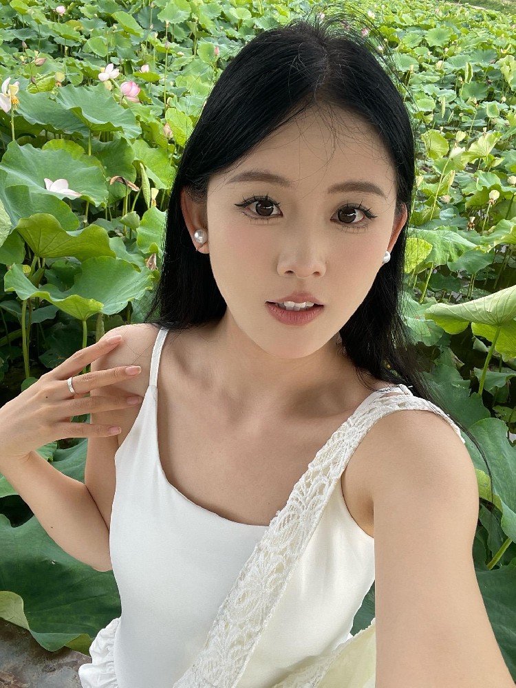 A865 照片562张 视频105个 中国女 小姐姐 生活日常 旅游 真实