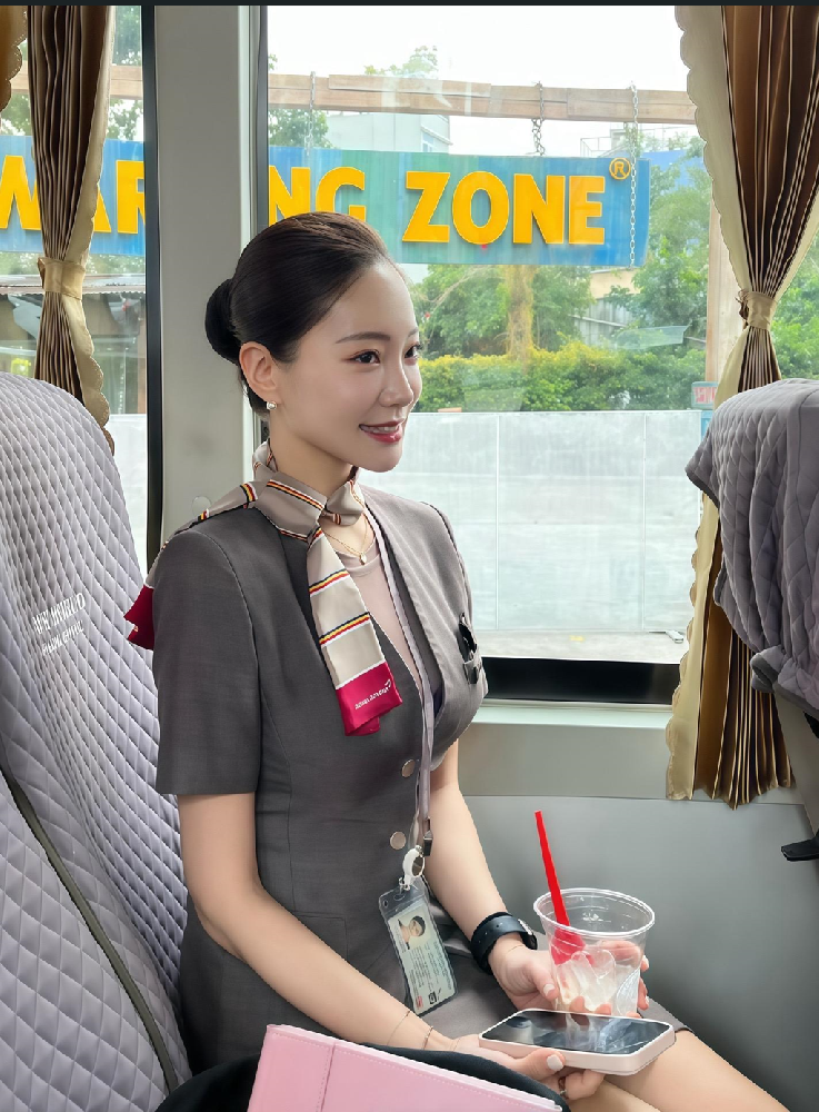 A889 照片348张 视频9个 中国女 空姐 气质美女 高颜值 生活日常 旅游 工作