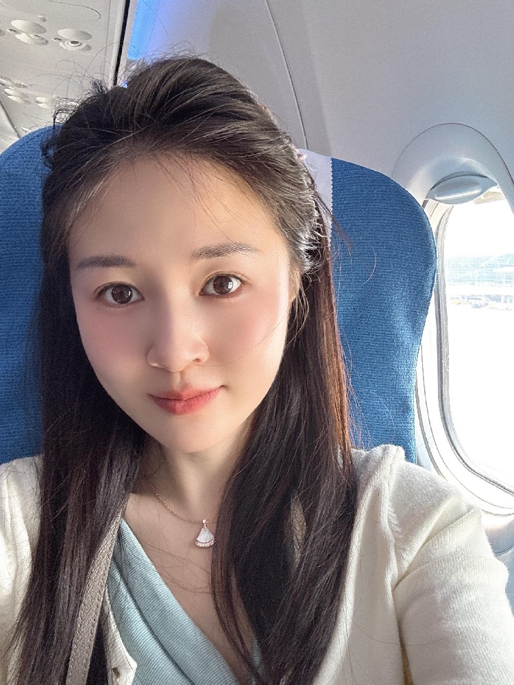 A893 照片357张 视频115个 中国女 气质美少妇 生活日常 旅游 真实