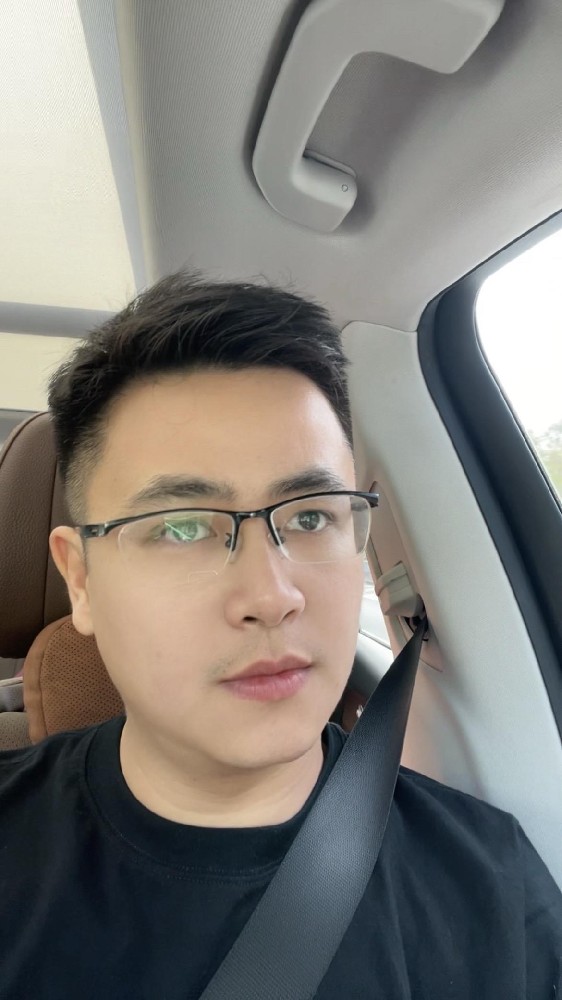 D878 照片315张 视频207个 中国男 日常普通帅哥 生活日常 旅游