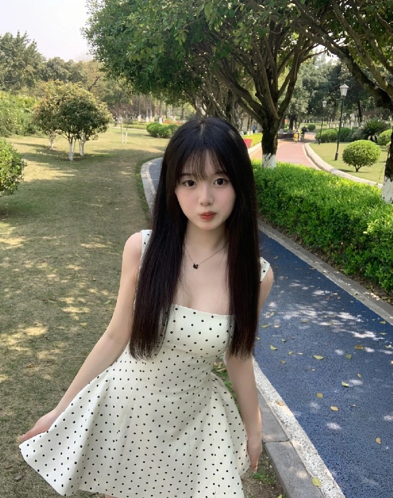 A973 照片360张 视频0个 中国女 少女 萝莉 可爱 真实 无视频