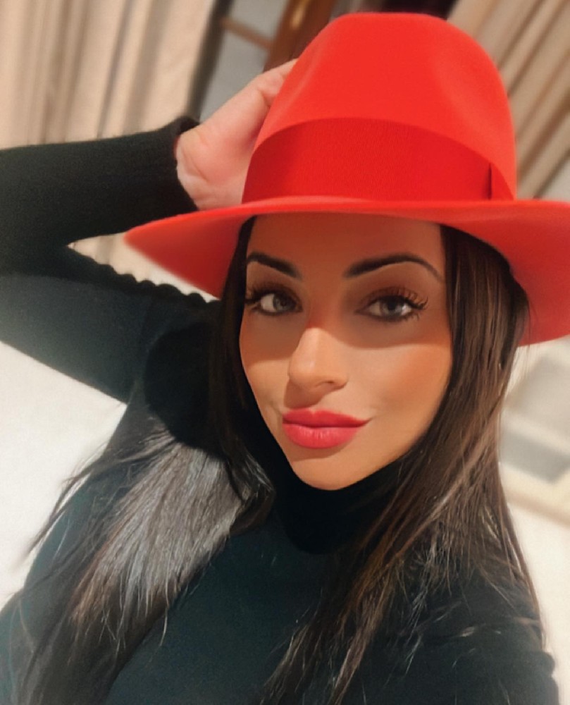 N279 照片1231张 视频308个 美国 欧美女 宝妈 滑雪 日常 生活 旅行