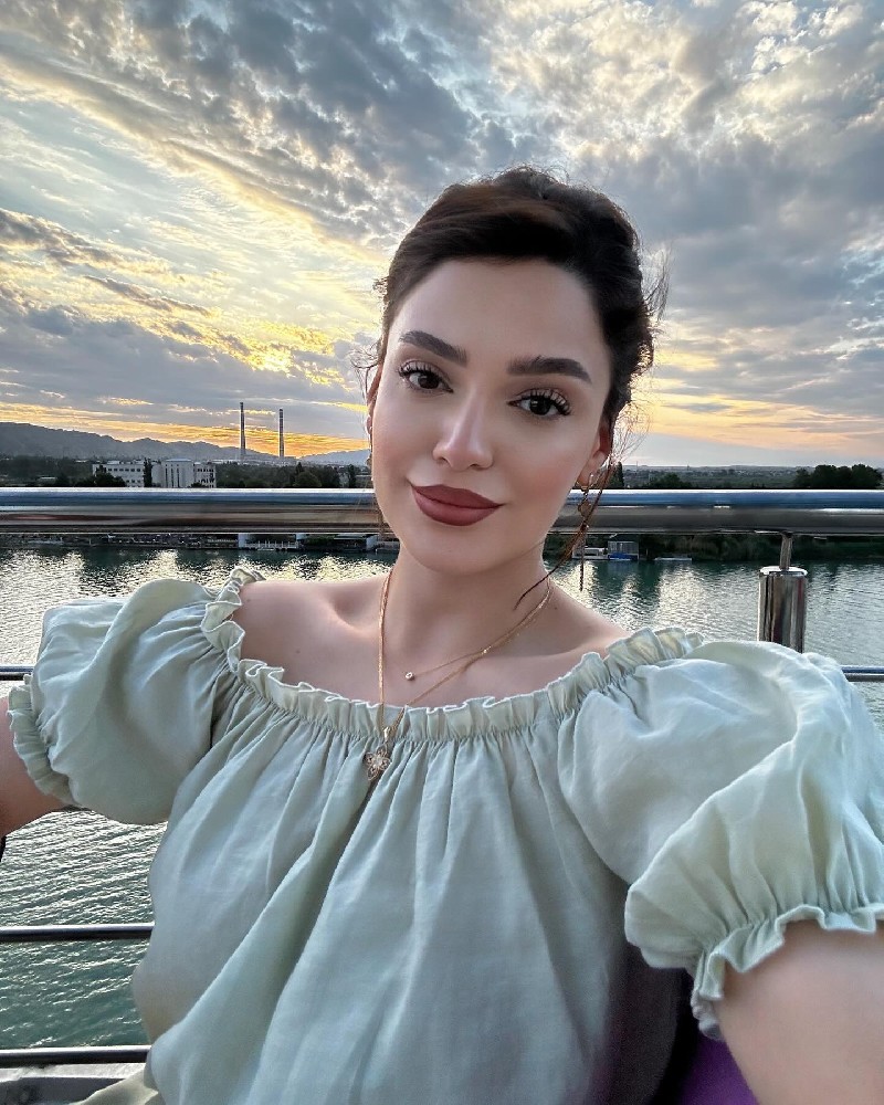 N297 照片2386张 视频249个 欧美女 宝妈 日常 生活 工作 旅游 自拍多