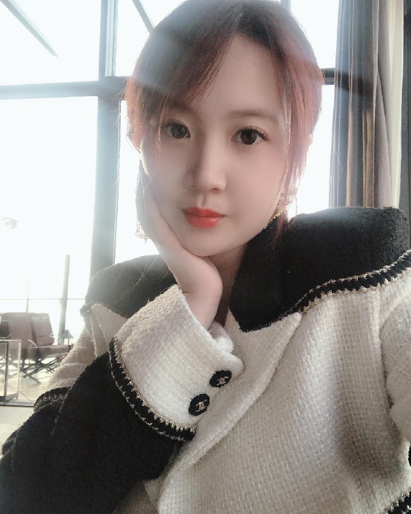 A982 照片1293张 视频9个 中国女 少妇 美女 香港 澳门 生活日常 各地旅游 曝光低