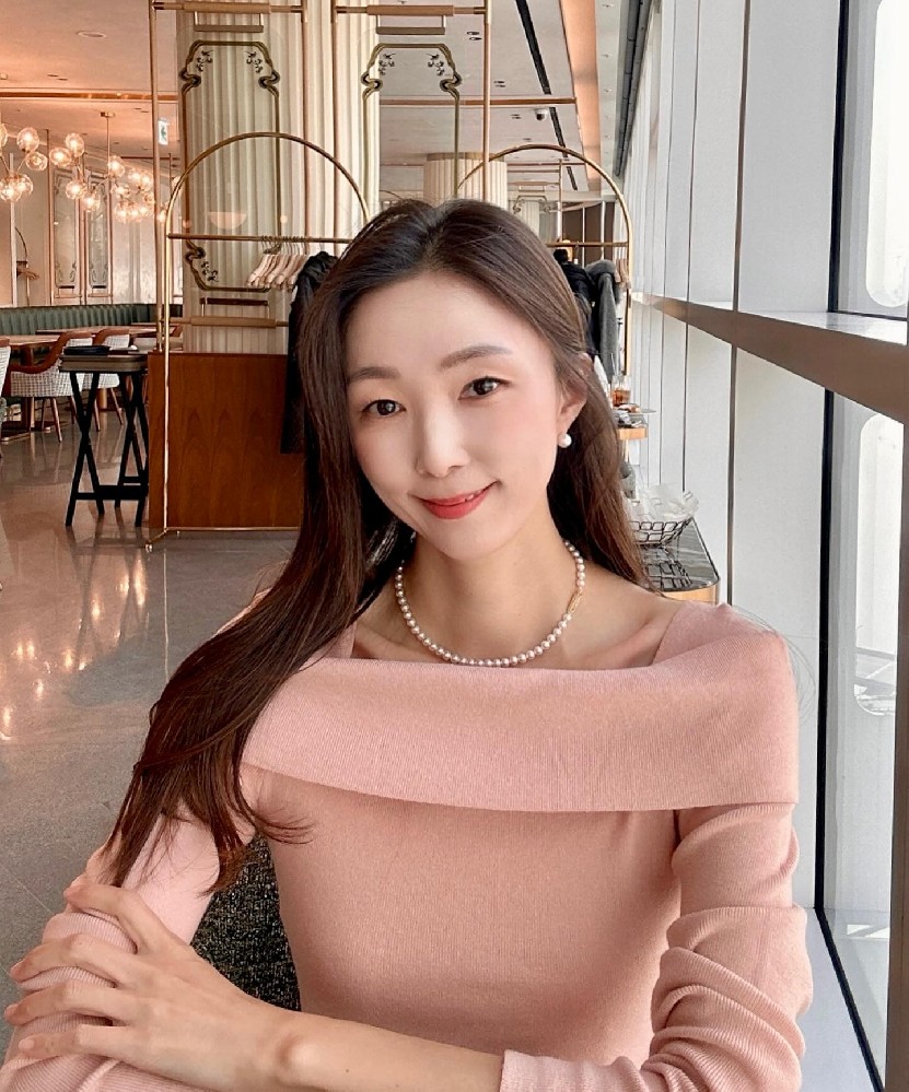 A046 照片5475张 视频159个 韩国 成熟气质美女 生活日常 插花 健身 打高尔夫 旅游 自拍多