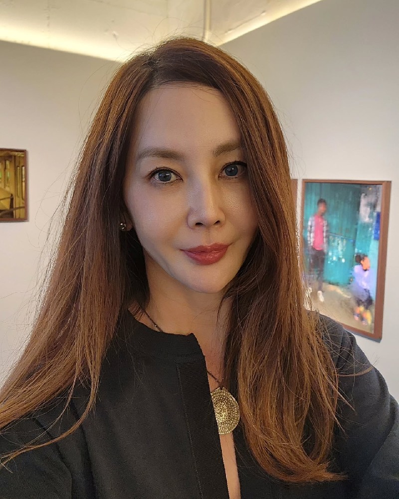 A060 照片1486张 视频56个 韩国 成熟知性姐姐 生活工作日常 朋友聚餐 旅游 潜水 参展 自拍多