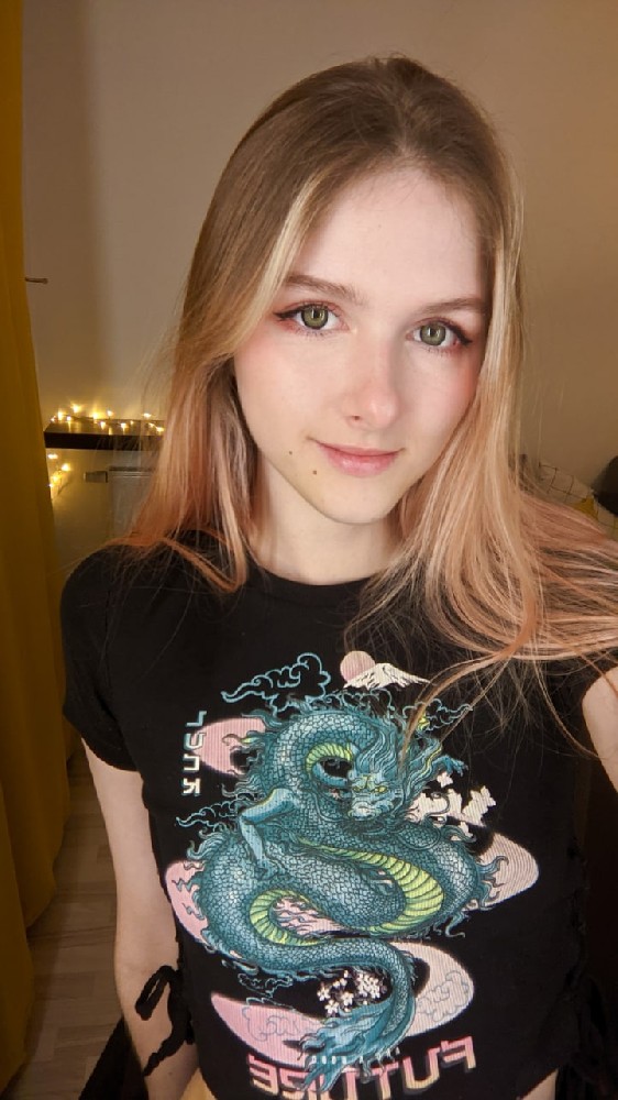 G138 照片119张 视频27个 同人私密 欧美少女 可爱 萝莉 大尺度