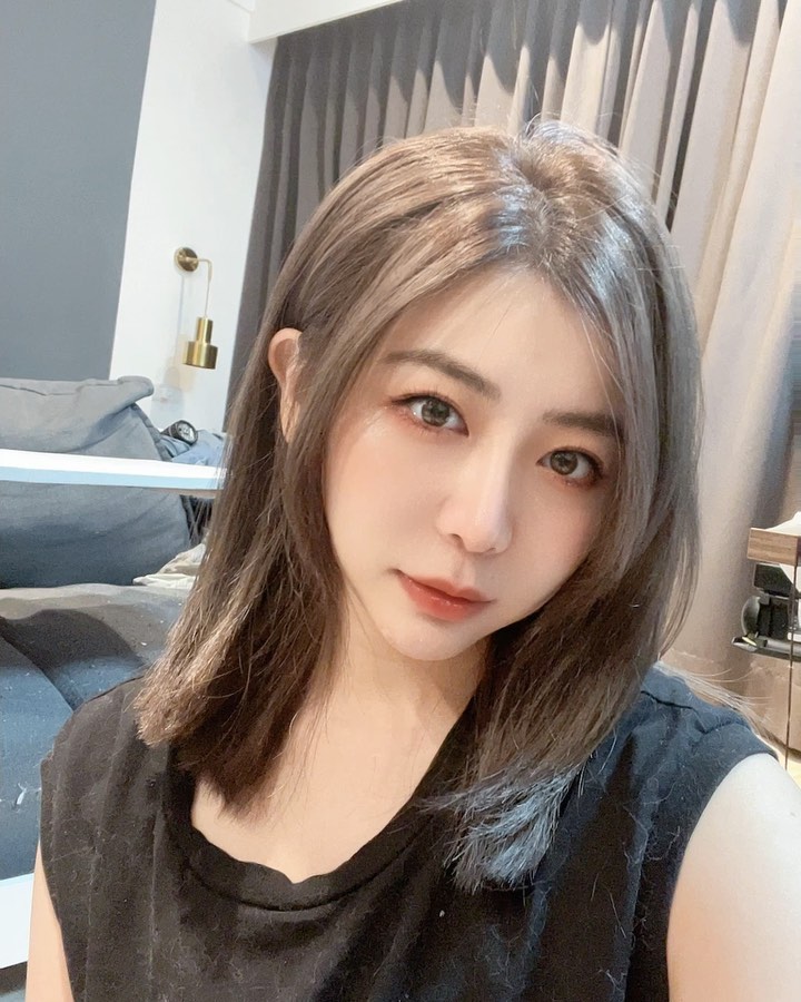 A085 照片603张 视频43个 台湾 性感气质少妇 生活日常 旅游 健身 自拍多