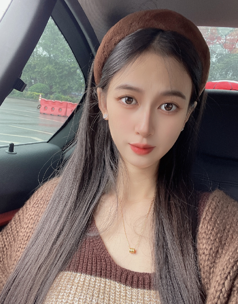 A149 照片2571张 视频99个 中国女 年轻少妇 宝妈 生活日常 旅游 带娃 生活素材丰富 视频包含实况live