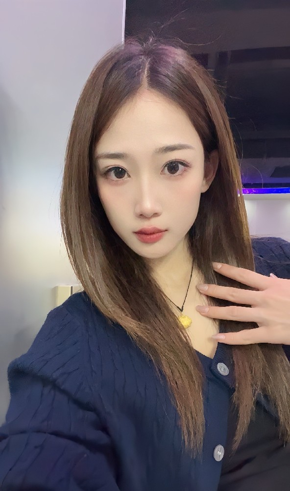 A169 照片307张 视频80个 中国女 年轻美女 生活日常 旅游 真实 视频包含实况live